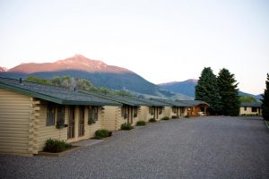 Montana Fly Fishing Lodges YVL Slider 8